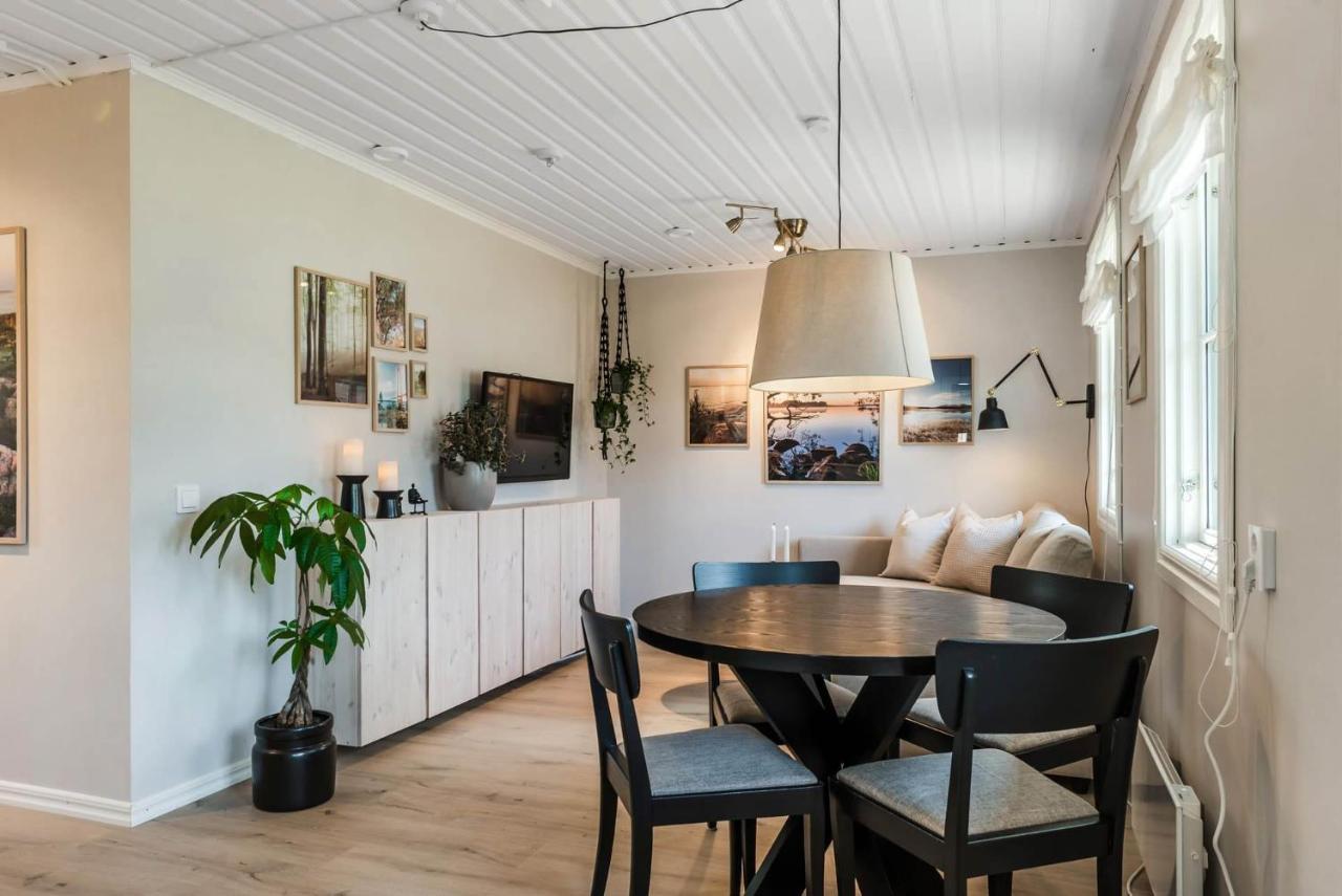 Nyrenoverat Gardshus Pa Havstomt Med Hoeg Standard Örnsköldsvik Zewnętrze zdjęcie